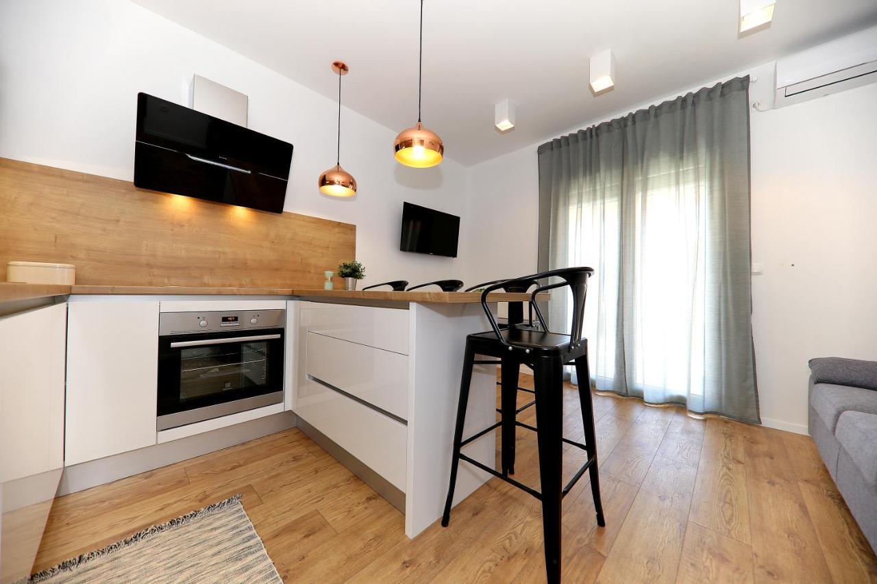 Apartments Meri-Puntamika Задар Екстериор снимка